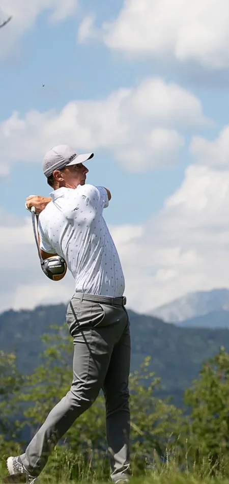 53. Golf week - Tesla